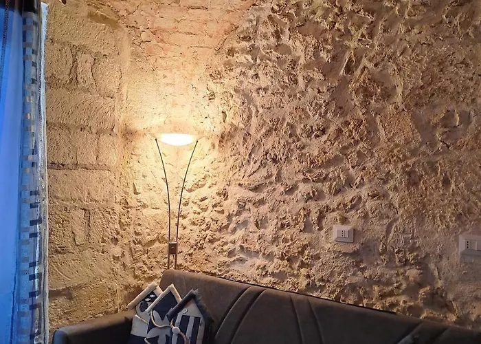 Domo Bm Апартаменты Ossi